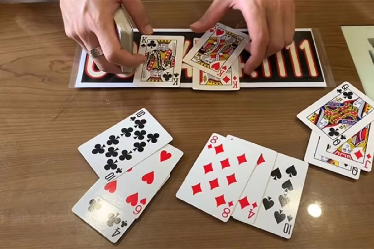 cách chia bài lấy liêng